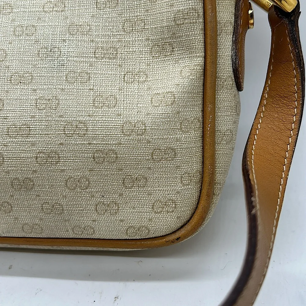 Gucci Authenticated Vintage Cream Leather GG Monogram Crossbody Purse Bag 🌸🌸 - Picture 12 of 12